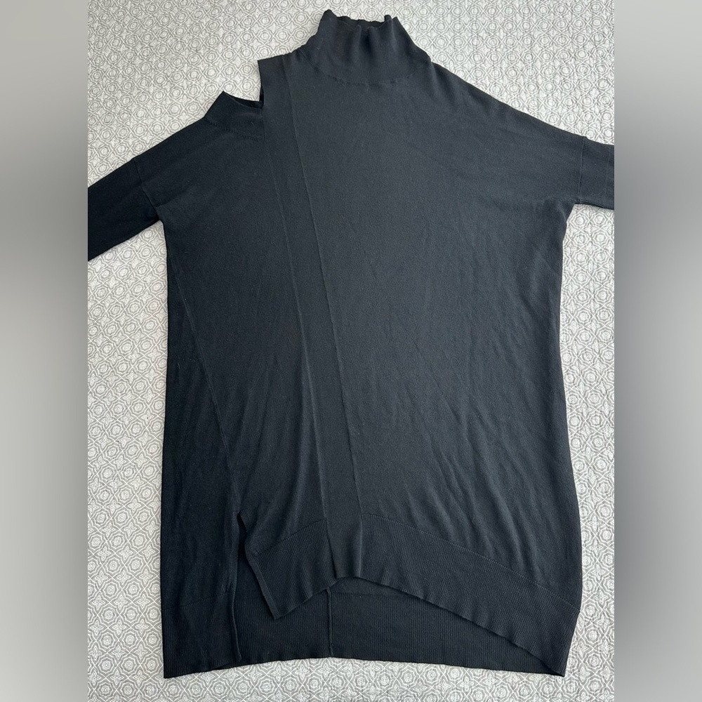LOVE TOKEN Black Turtleneck Sweater Asymmetrical Tunic Lagenlook Cut-out Size M - Picture 3 of 12